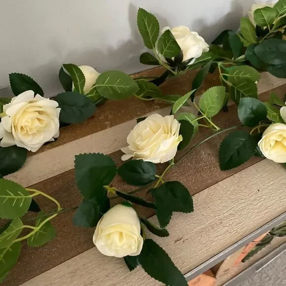 Cream Ivory Off White Rose Garland 7' Long Green Leaf Foliage Faux Flowers - Picture 3 of 4